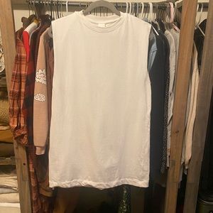 Sleeveless White T-shirt Dress